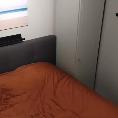 A La